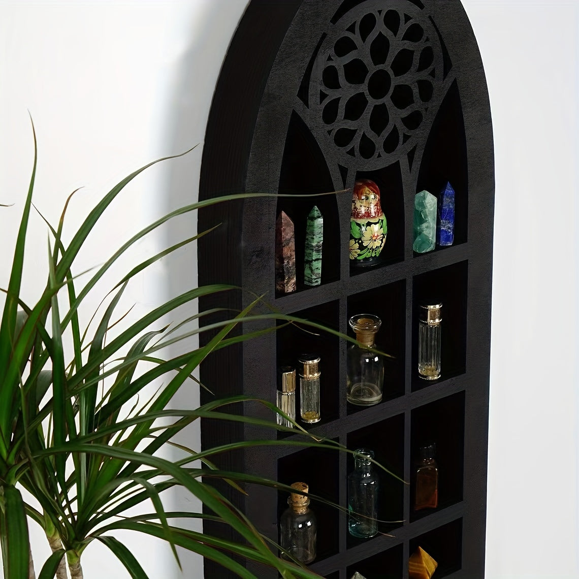 1pc Old Church Window Crystal Wall Shelf, Crystal Wooden Shelf, Halloween Witch Crystal Display Rack, Rustic Wooden Shelf For Crystals, Stones & Essential Oils, Wall Decor, Halloween Christmas New Year Gift, Aesthetic Room De