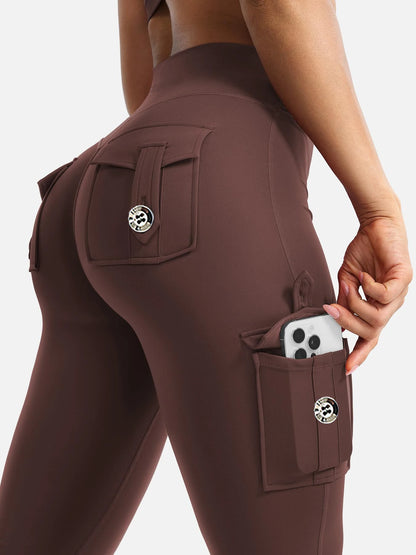 Essential Women's Fitness Pants: High-Waisted Flared Workout Pants with Pockets, Shaping and Tummy-Control Fitness Pants.